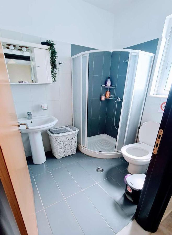 Retas Apartment Up Kremastí Zewnętrze zdjęcie